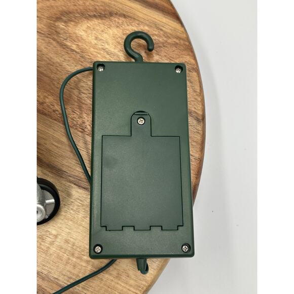 Vtg Avon Cycling Santa Musical Ornament New in Gift Collection Box Christmas - Picture 6 of 10